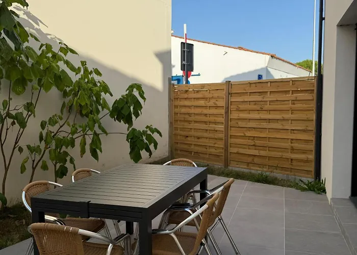 Vakantiehuis Maison De La Pornicaise 13 *